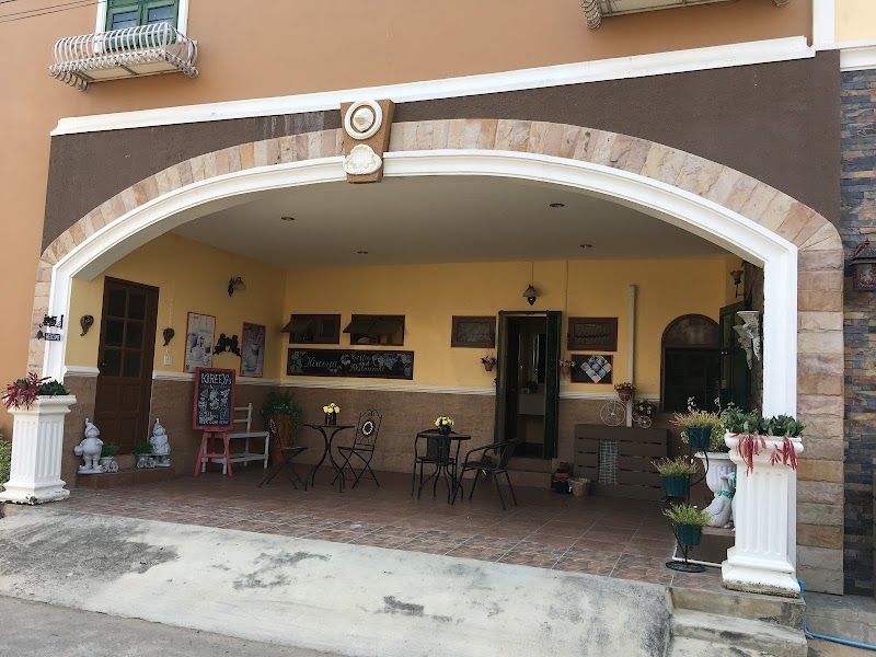 Kireeya Coffee & Restaurant
