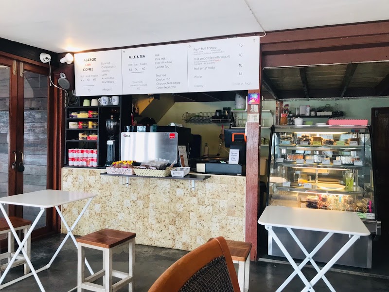 Malakor Kitchen and Cafe ร้านมะละกอ