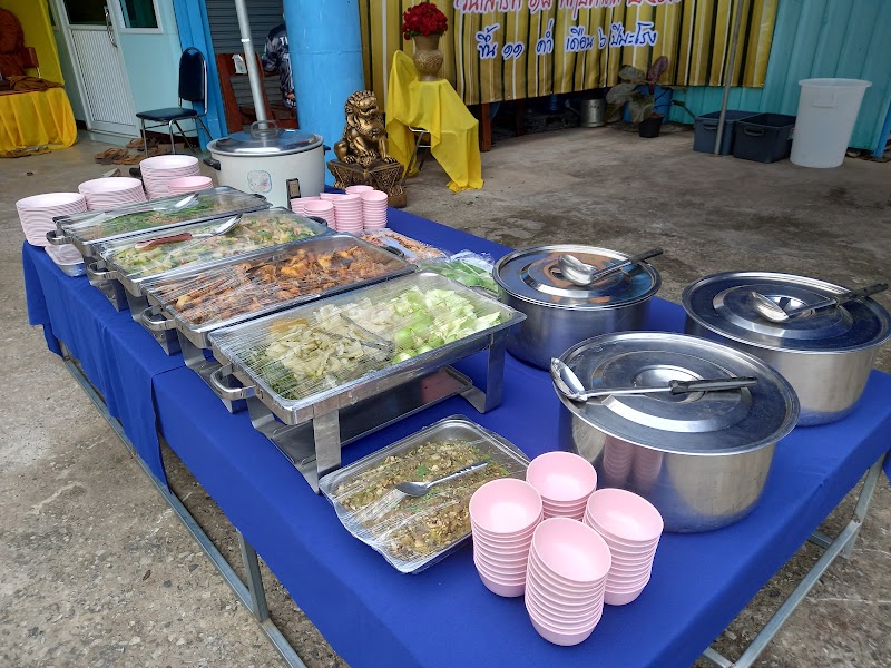 จับกัง ข้าวราดแกง ก๋วยเตี๋ยว อาหารตามสั่ง รับทำข้าวกล่อง รับจัดงานนอกสถานที่
