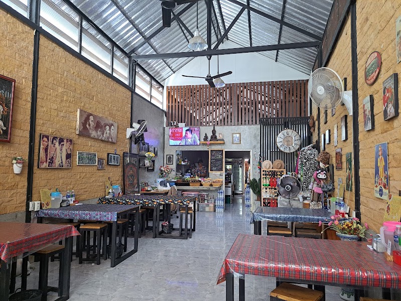 ร้านส้มตำฟุตบาท