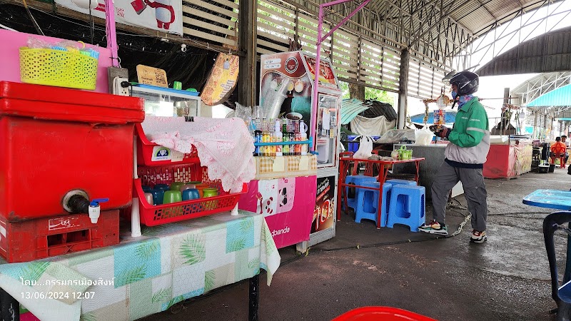 ป้าเม้ย อาหารตามสั่ง