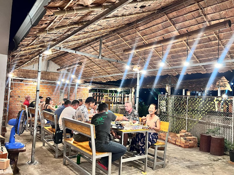 Salween River Restaurant